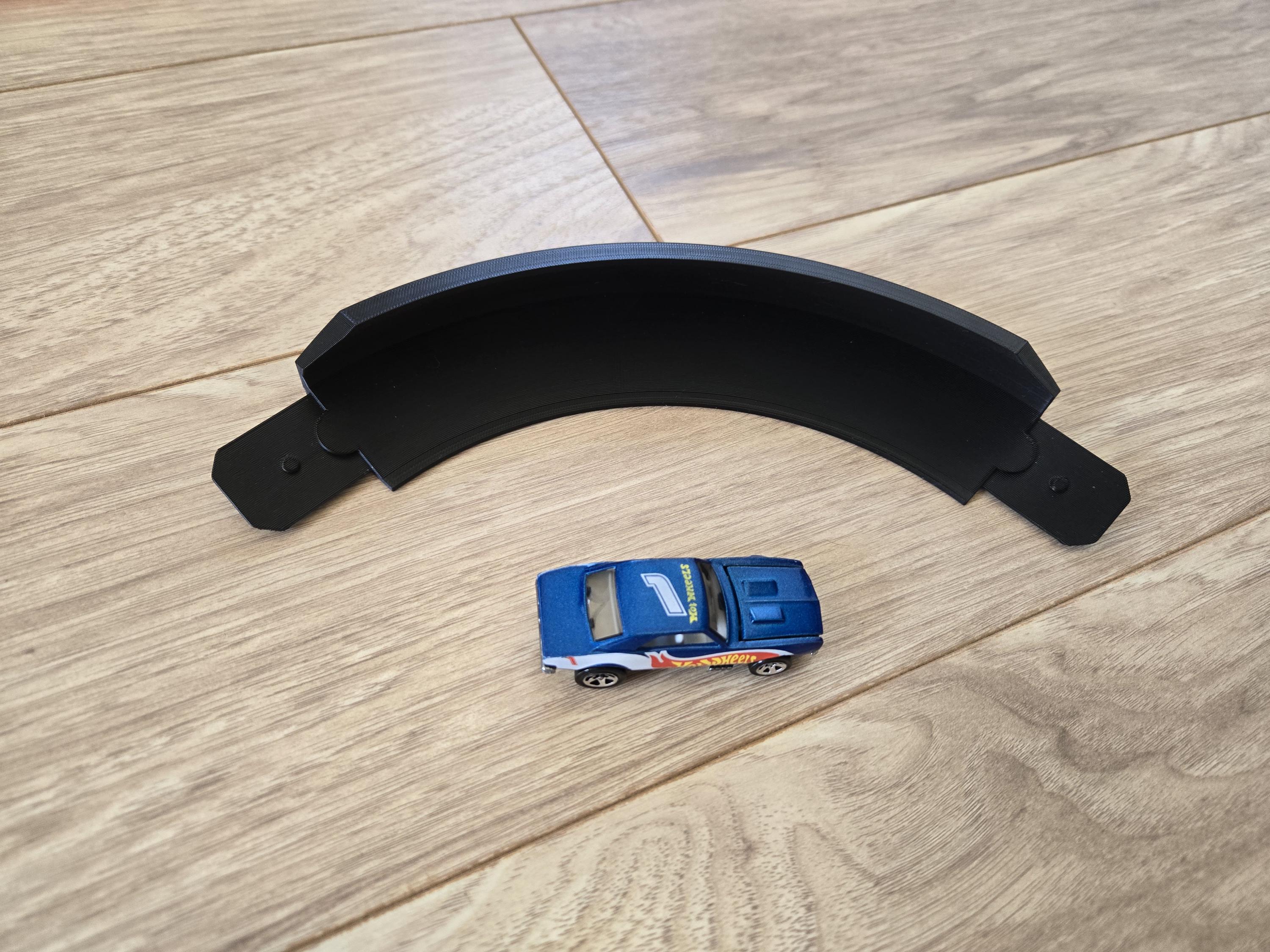 Hot Wheels Track Compatible 90 Degree Banked Curve